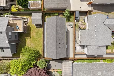14338 Ashworth Avenue N #B, Seattle, WA 98133 - Photo 37