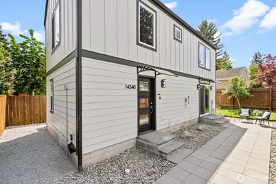 14338 Ashworth Avenue N #B, Seattle, WA 98133 - Photo 35