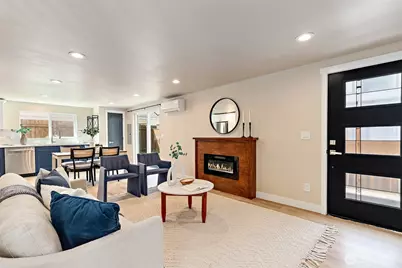 14338 Ashworth Avenue N #B, Seattle, WA 98133 - Photo 3