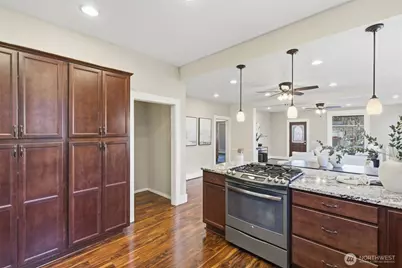 624 NE 2nd Avenue, Camas, WA 98607 - Photo 13