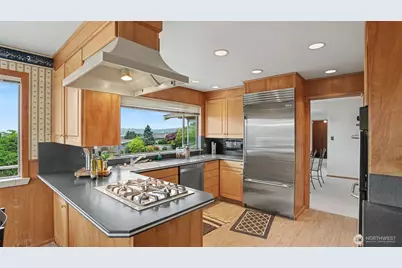 5810 NE 181st Street, Kenmore, WA 98028 - Photo 17