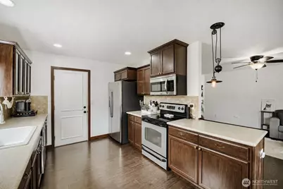 9801 Ramsay Court SE, Yelm, WA 98597 - Photo 7