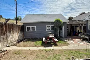 213 Bartlett Ave E, Omak, WA 98841 - Photo 5