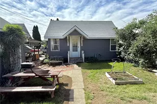 213 Bartlett Ave E, Omak, WA 98841 - Photo 7