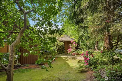 5709 80th Avenue SE, Mercer Island, WA 98040 - Photo 29