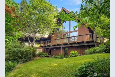 5709 80th Avenue SE, Mercer Island, WA 98040 - Photo 1