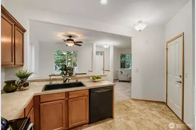 6512 Radiance Boulevard E, Fife, WA 98424 - Photo 15