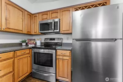 1555 Union Avenue NE #39, Renton, WA 98059 - Photo 11