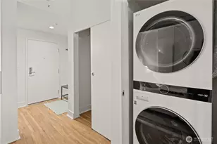 2911 2nd Ave, Seattle, WA 98121 - Photo 19