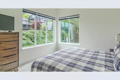 3625 13th Avenue W, Seattle, WA 98119 - Photo 23