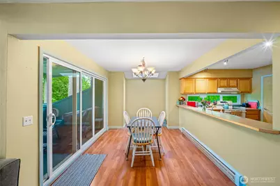 227 Lark Street SW #E, Tumwater, WA 98512 - Photo 9