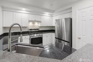 400 228th St SW, Bothell, WA 98021 - Photo 11