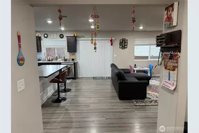 8444 39th St NE, Marysville, WA 98270 - Photo 9