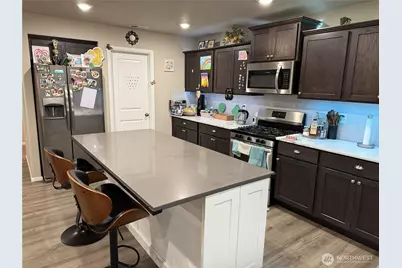 8444 39th St NE, Marysville, WA 98270 - Photo 13