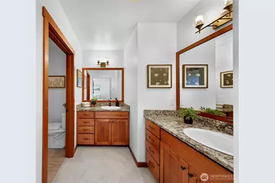 212 W Maberry Dr. #201, Lynden, WA 98264 - Photo 11