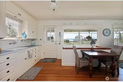 5822 Mutiny Bay Road, Freeland, WA 98249 - Photo 7