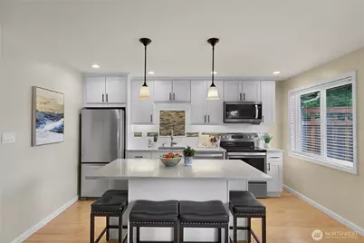 4050 W Lake Sammamish Parkway NE #2, Redmond, WA 98052 - Photo 13