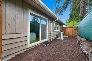 4050 West LK Sammamish Pkwy NE, Redmond, WA 98052 - Photo 31