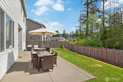 17525 Crossing Drive E, Puyallup, WA 98374 - Photo 37