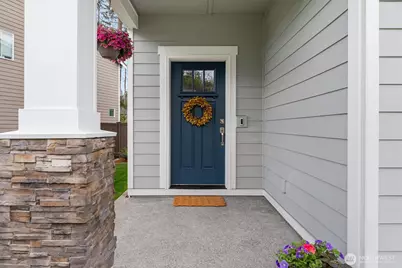 17525 Crossing Drive E, Puyallup, WA 98374 - Photo 3
