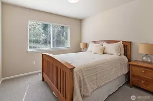 17525 Crossing Dr E, Puyallup, WA 98374 - Photo 27