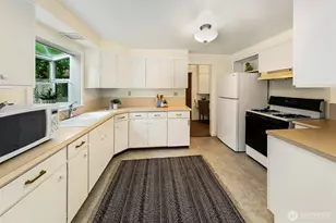 15545 8th Ave NE, Shoreline, WA 98155 - Photo 7