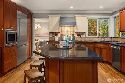1308 233rd Avenue SE, Sammamish, WA 98075 - Photo 11
