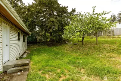 2642 Olympic Drive, Oak Harbor, WA 98277 - Photo 21