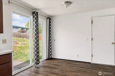 2642 Olympic Drive, Oak Harbor, WA 98277 - Photo 9