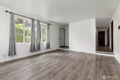 2642 Olympic Drive, Oak Harbor, WA 98277 - Photo 5