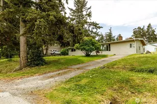 2642 Olympic Dr, Oak Harbor, WA 98277 - Photo 3