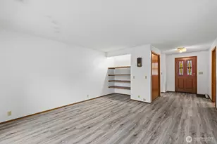 8011 188th Ave SW, Rochester, WA 98579 - Photo 5