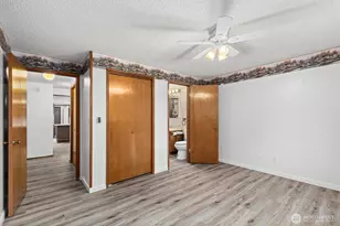 8011 188th Ave SW, Rochester, WA 98579 - Photo 15