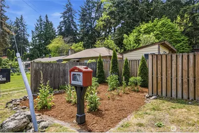 15749 Wallingford Avenue N, Shoreline, WA 98133 - Photo 33
