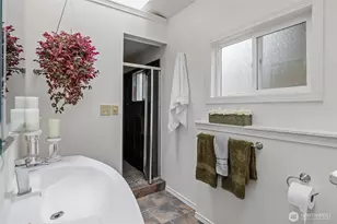 15749 Wallingford Ave N, Shoreline, WA 98133 - Photo 15