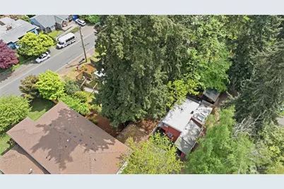 15749 Wallingford Avenue N, Shoreline, WA 98133 - Photo 37