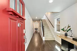 6724 34th Ave SW, Seattle, WA 98126 - Photo 3
