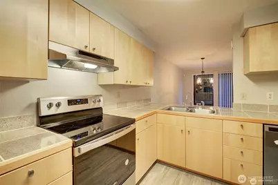 11243 NE 131st Lane, Kirkland, WA 98034 - Photo 9