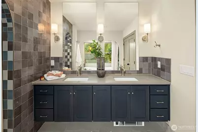 5037 25th Avenue SW, Seattle, WA 98106 - Photo 19