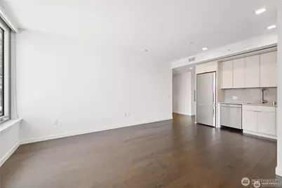 590 1st Avenue S #816, Seattle, WA 98104 - Photo 5
