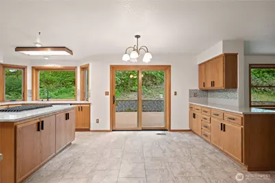 165 Tanglewood Drive, Longview, WA 98632 - Photo 17