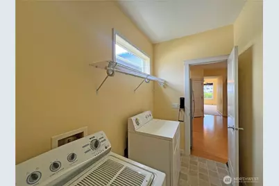 18542 97th Ave Court E, Puyallup, WA 98375 - Photo 17