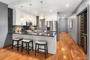2716 Elliott, Seattle, WA 98121 - Photo 9