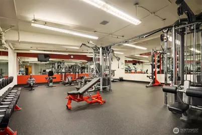 2716 Elliott #402, Seattle, WA 98121 - Photo 25
