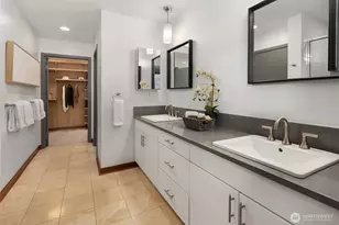 2716 Elliott, Seattle, WA 98121 - Photo 19