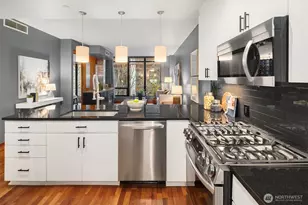 2716 Elliott, Seattle, WA 98121 - Photo 3