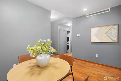 2716 Elliott #402, Seattle, WA 98121 - Photo 7