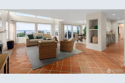 10879 Bill Point Circle NE, Bainbridge Island, WA 98110 - Photo 11