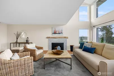 10879 Bill Point Circle NE, Bainbridge Island, WA 98110 - Photo 13