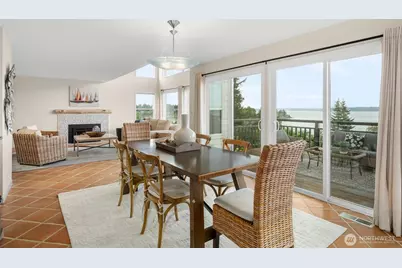 10879 Bill Point Circle NE, Bainbridge Island, WA 98110 - Photo 15